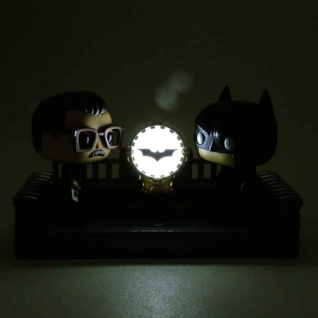 Funko POP! Batman: 80th Batman with Light Up Bat Signal #291