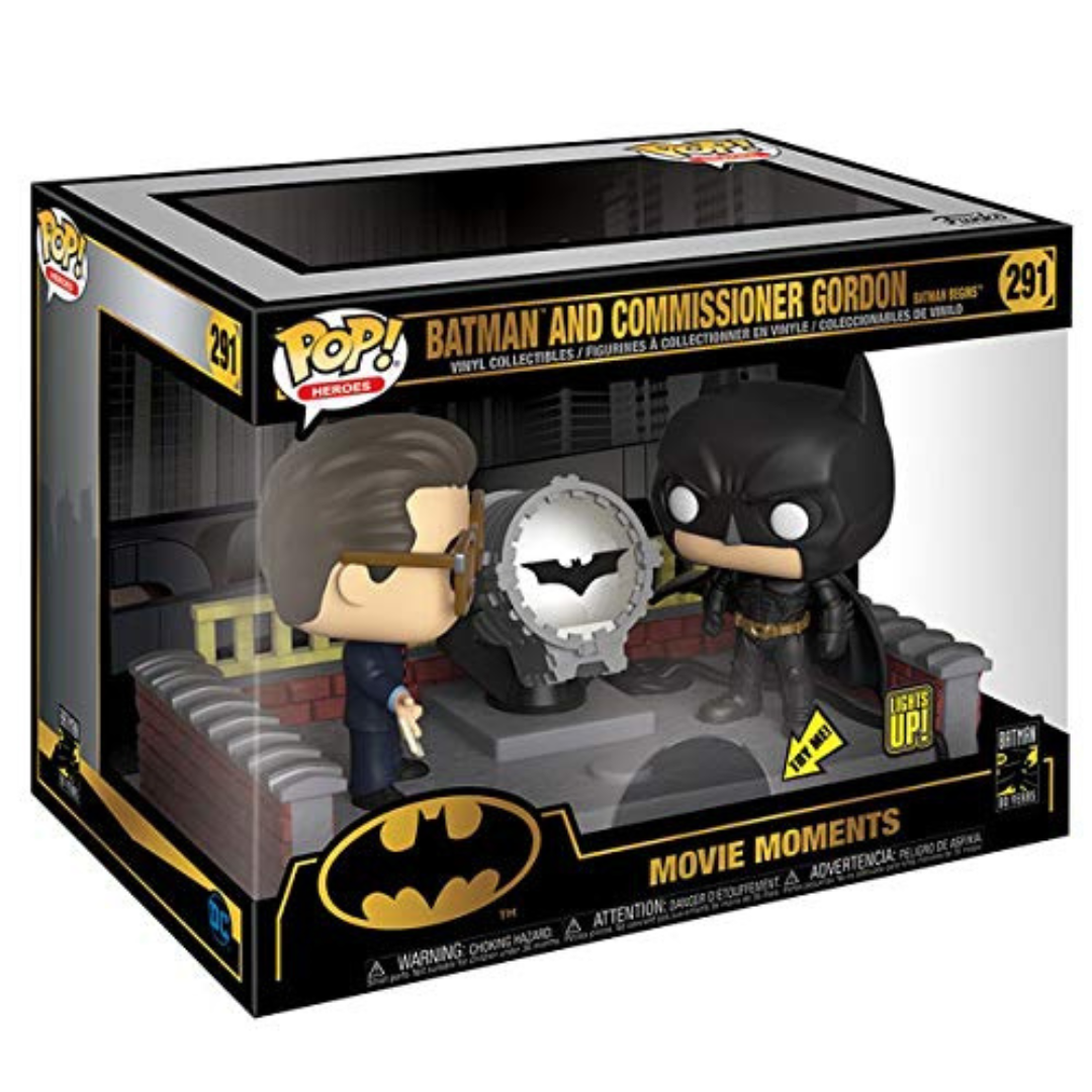 Funko POP! Batman: 80th Batman with Light Up Bat Signal